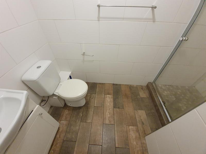 To Let 1 Bedroom Property for Rent in Salt River Western Cape